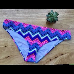PINK Patterned Bikini Bottoms Size L
